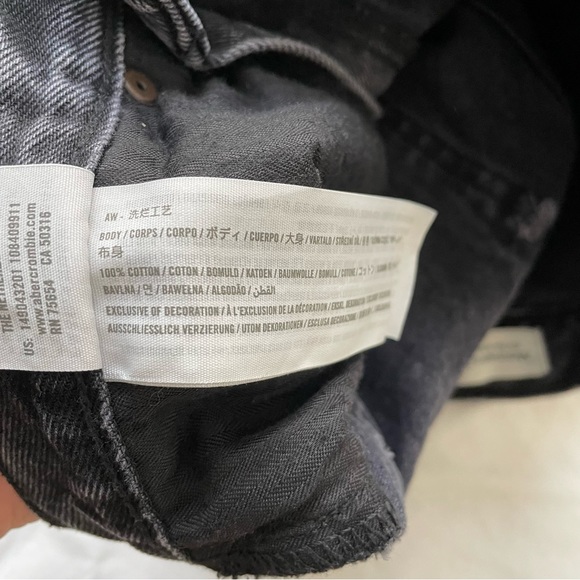 Abercrombie Mid-rise Boyfriend Denim Shorts - Picture 3 of 5